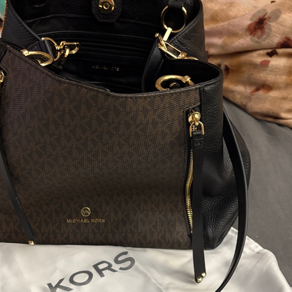 Michael Kors Black and Brown Shoulder Bag